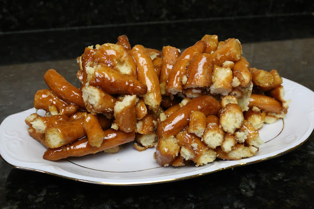 Traditional Christmas Sweets of Gaucin: Tortas de Piñonate